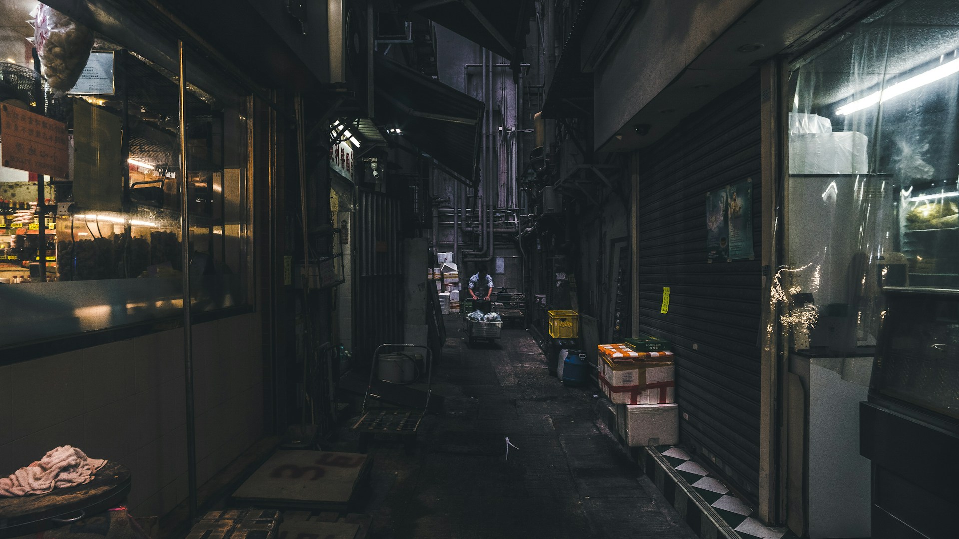 Street Photography Ethics: Capturing Life Respectfully