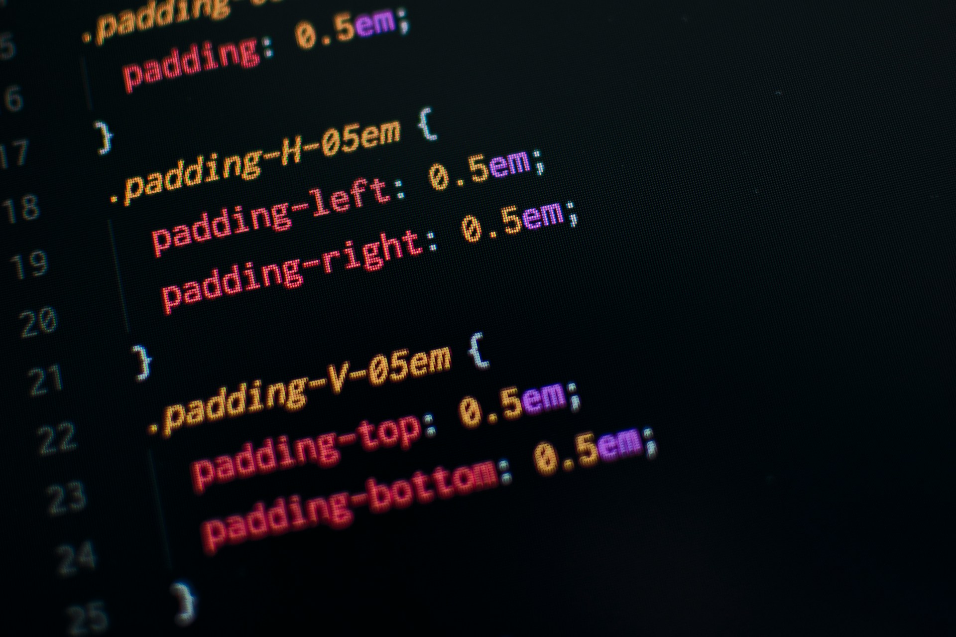CSS Grid vs. Flexbox: Choosing the Right Tool